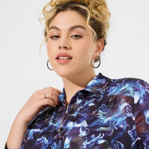 Torrid WB Harry Potter Madison Button Front Blouse size 1X (14-16) - Picture 2 of 8